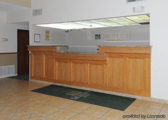 Red Roof Inn Dumas Интериор снимка